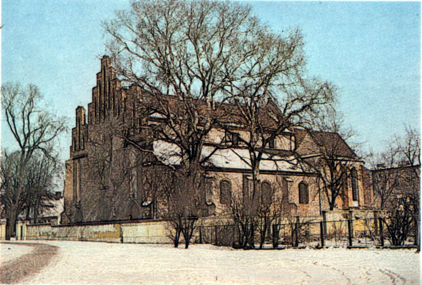 Kościół farny św. Mikołaja z XIII w.